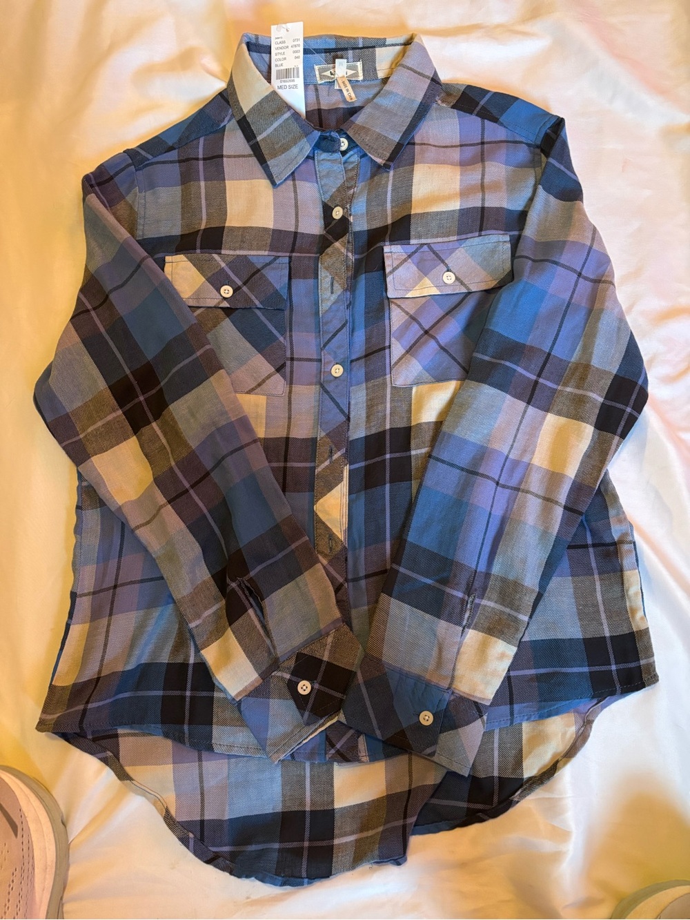Women’s Casual Plaid Button-Down Shirt in Blue by